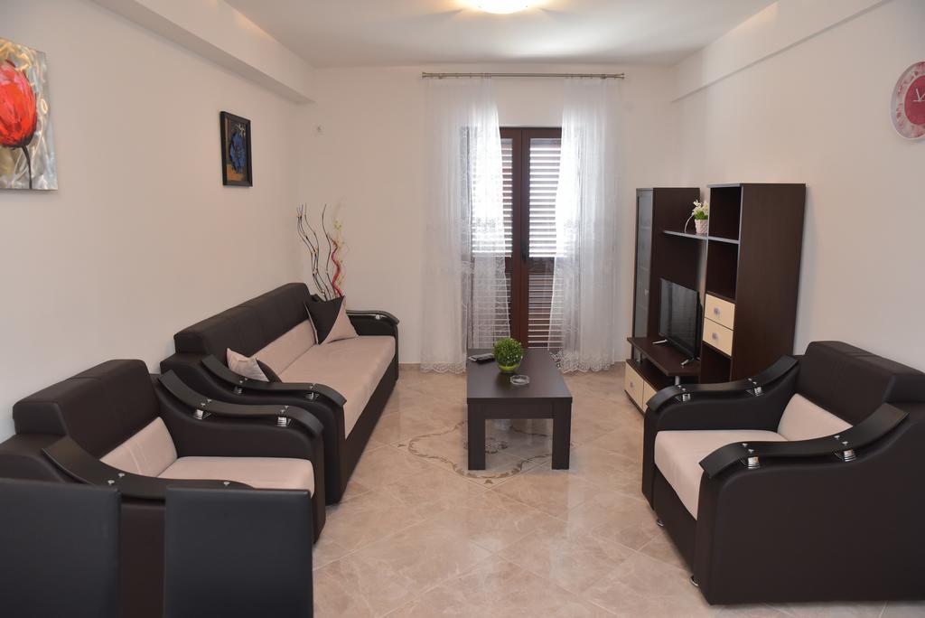 Apartmani Centar Igalo Herceg Novi Dış mekan fotoğraf